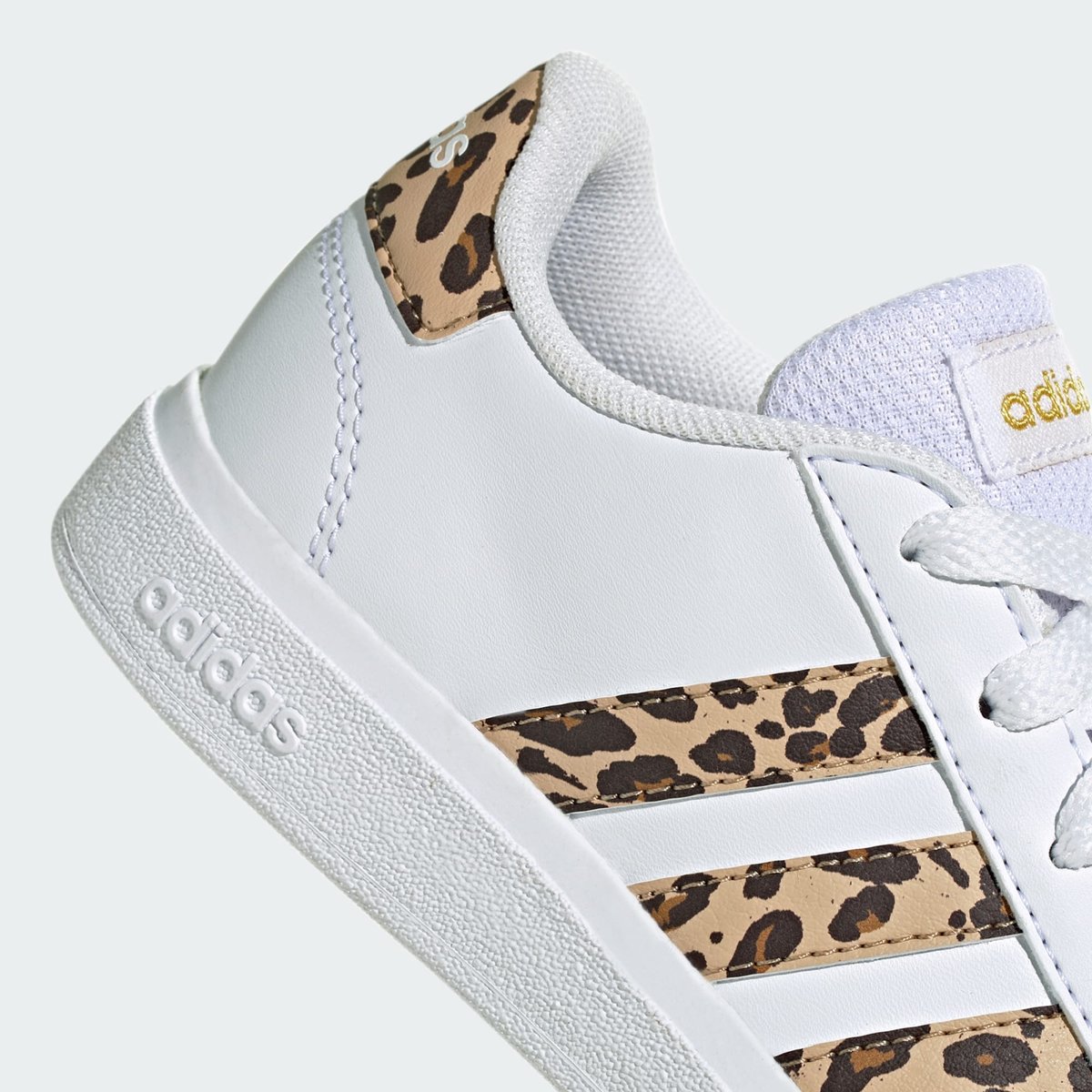 Baskets Grand Court 2.0 cloud white / magic beige / matte gold, ADIDAS SPORTSWEAR
