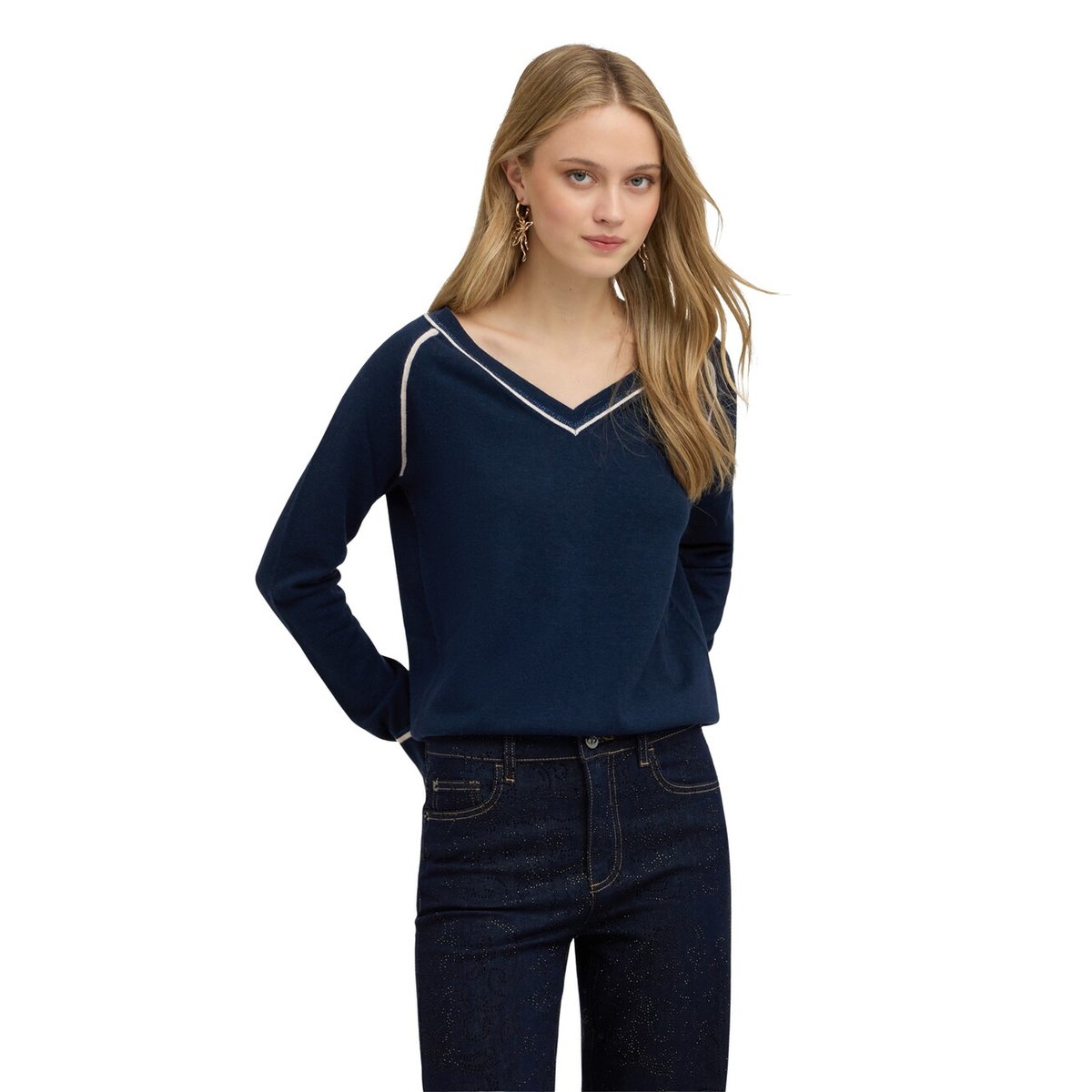 Pull col V marron, MOTIVI