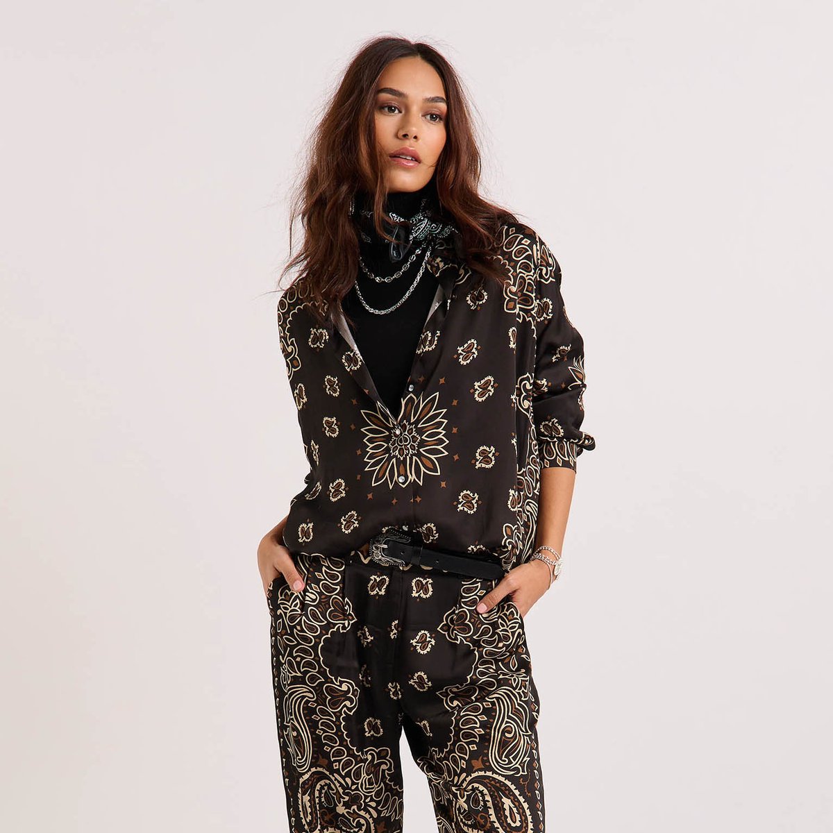 Chemise à motif bandana FAYRUZ noir, WILD