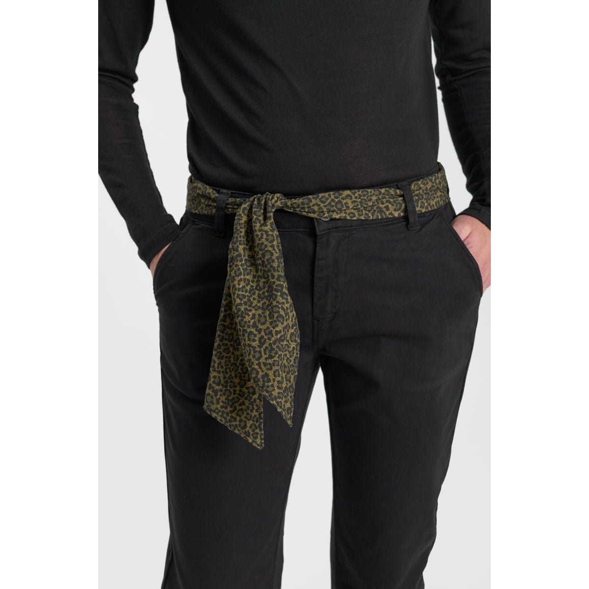 Pantalon chino KRISTIN2 black, LE TEMPS DES CERISES