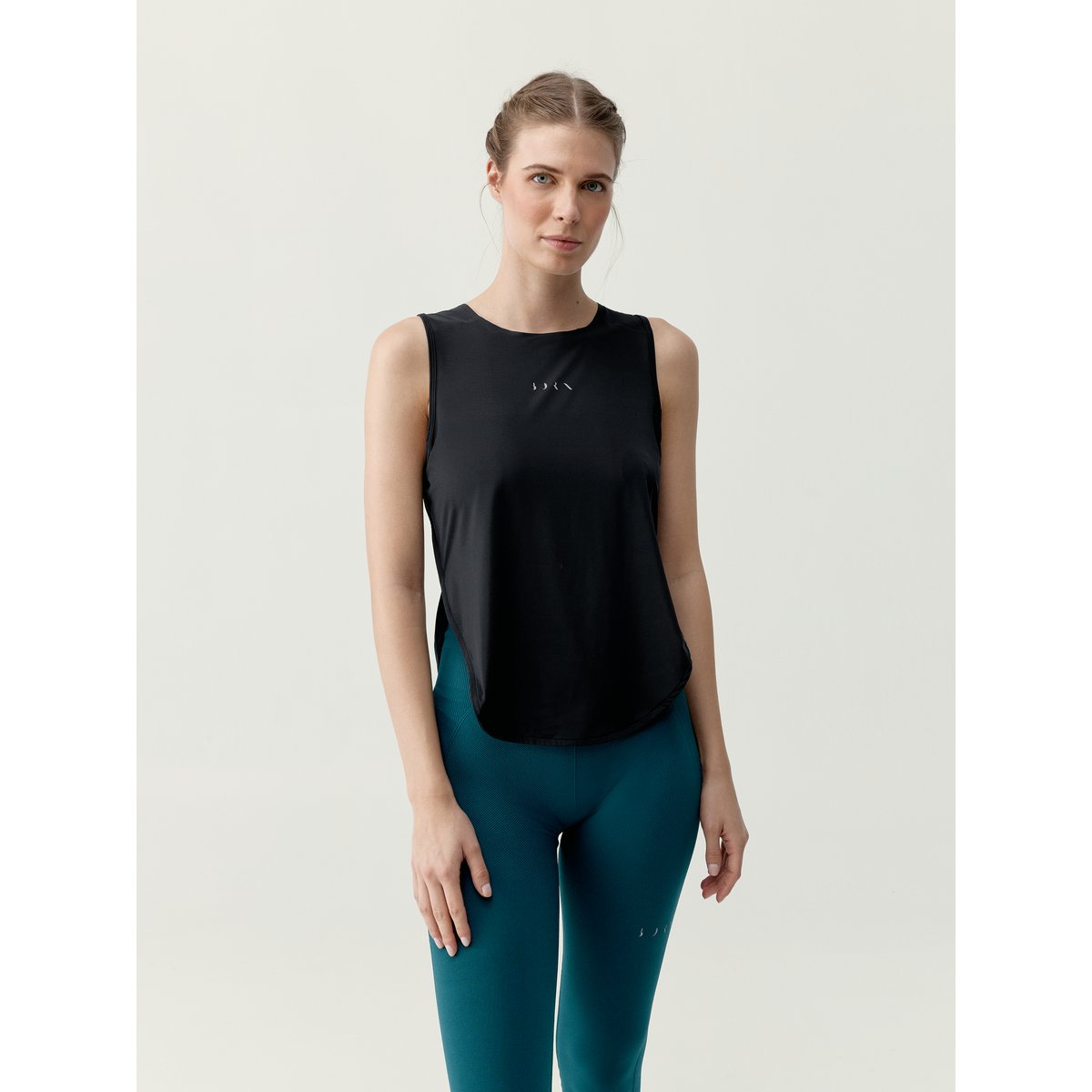 T-shirt de sport femme Caliope Sans manches séchage rapide noir profond, BORN