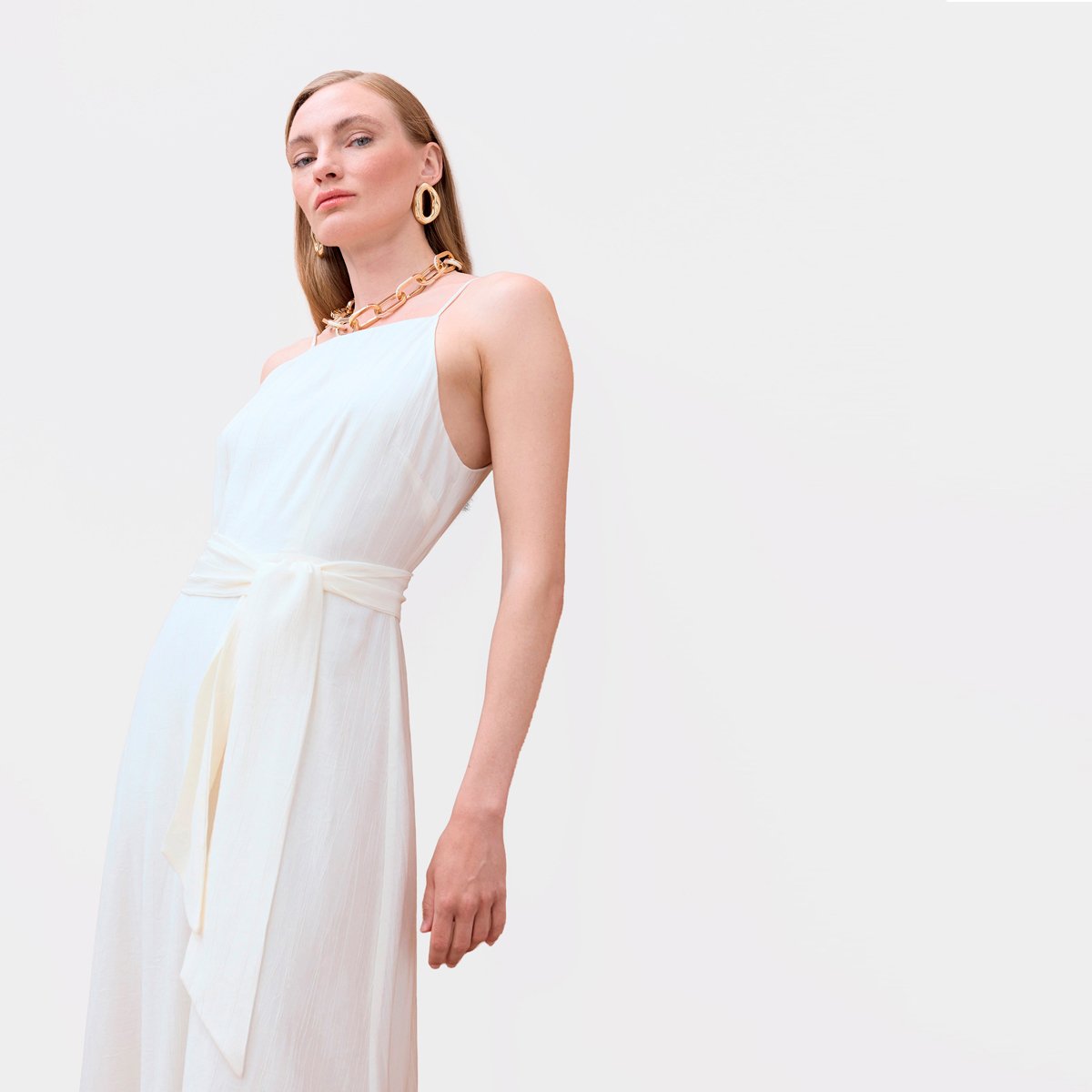 Robe longue fluide à fines bretelles et ceinture à nouer blanc, LOLA CASADEMUNT