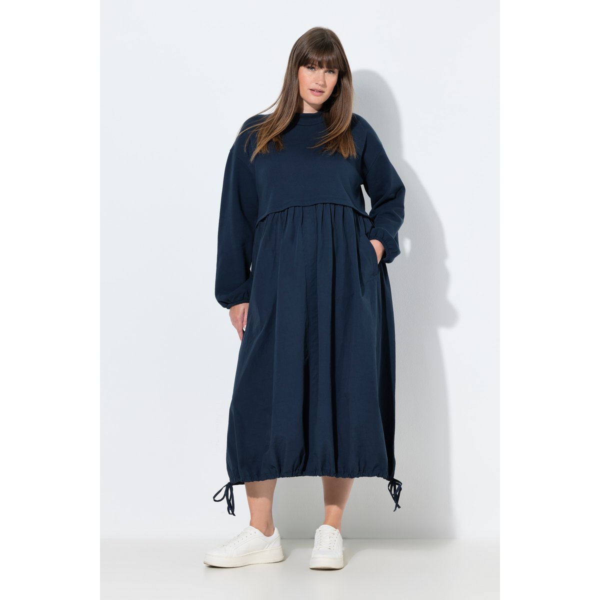 Robe maxi en coton bio, coupe évasée marine, ULLA POPKEN
