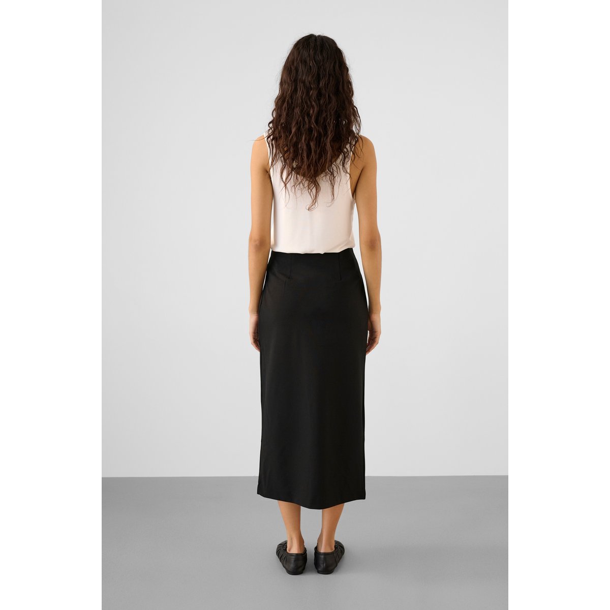 Skirt noir, SOAKED IN LUXURY