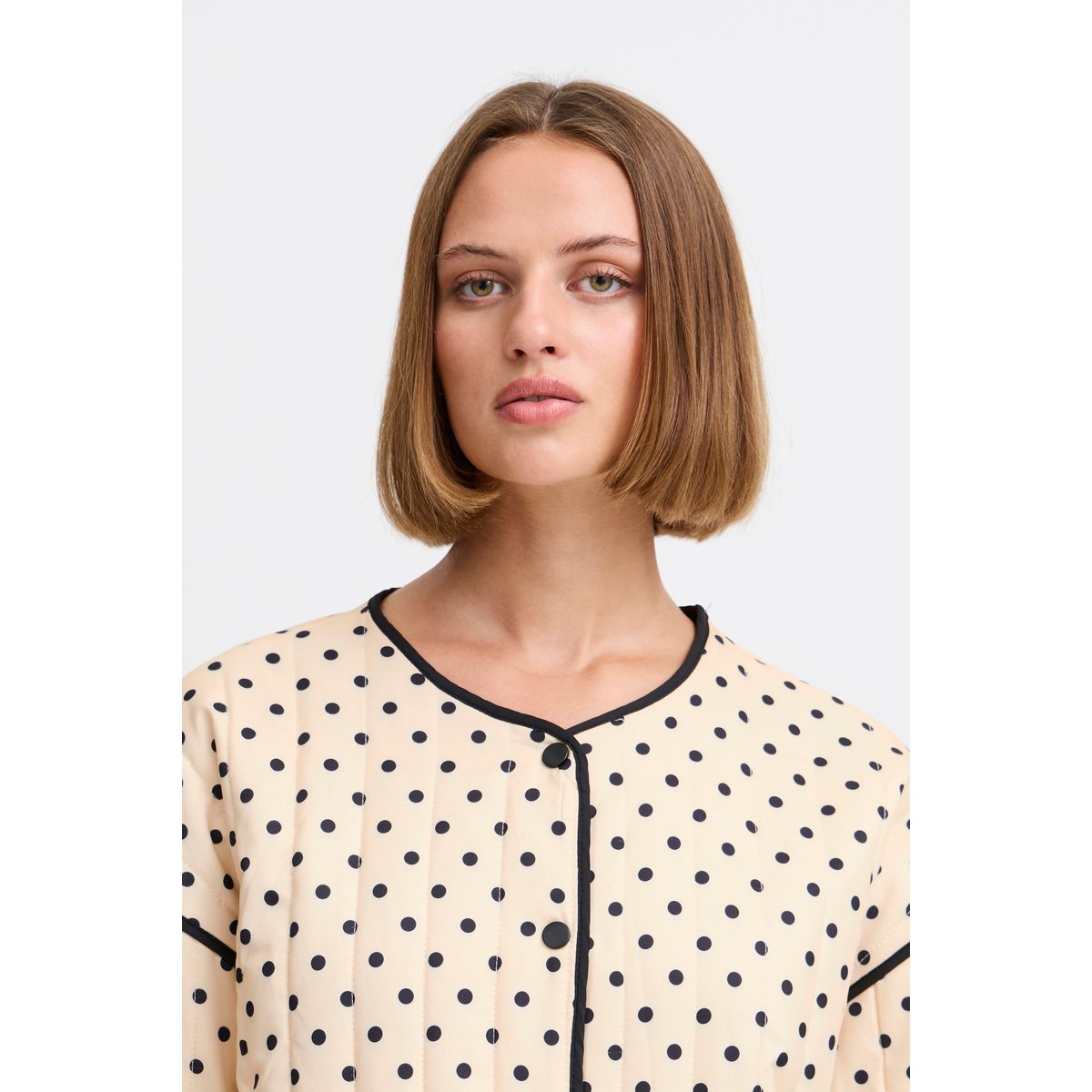 Veste d'extérieur beige creme w. black dot, ICHI