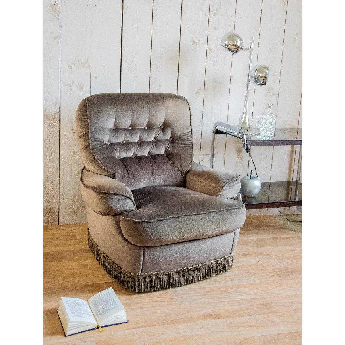 Fauteuil en velours Ernest N°643 - Bon état marron, DEBONGOUT