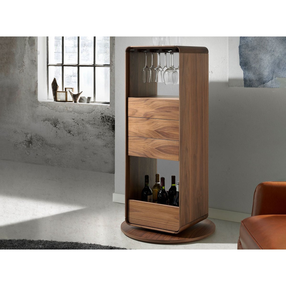 Meuble bar pivotant en noyer noyer, ANGEL CERDA