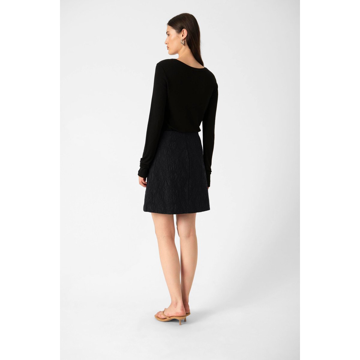 Jupe cintrée noir, SOAKED IN LUXURY