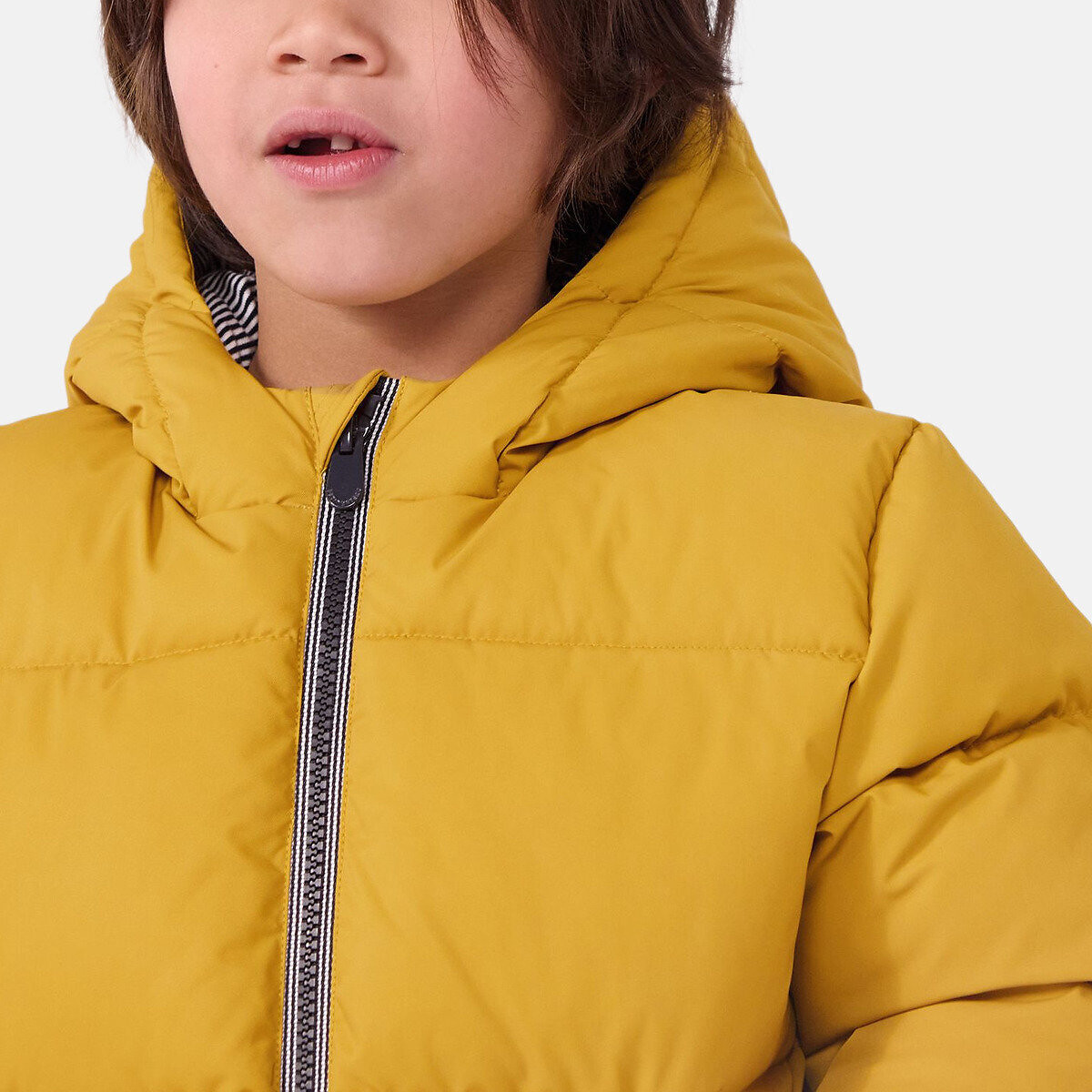Piumino a tinta unita con cappuccio giallo senape, PETIT BATEAU