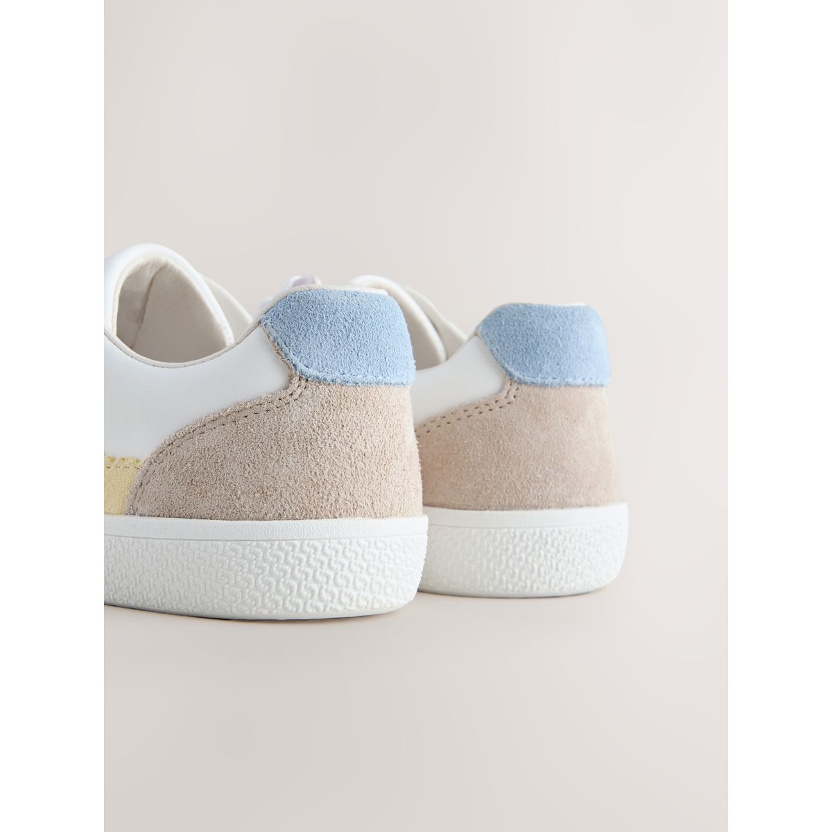 Baskets style rétro pastel multicolore, NEXT