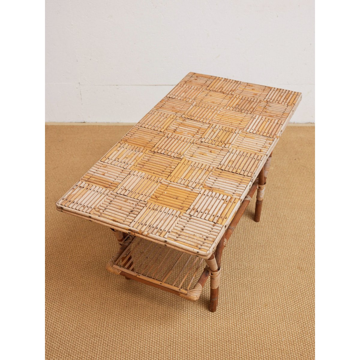 Table basse en rotin Léonie N°1106 - Bon état bois clair, DEBONGOUT