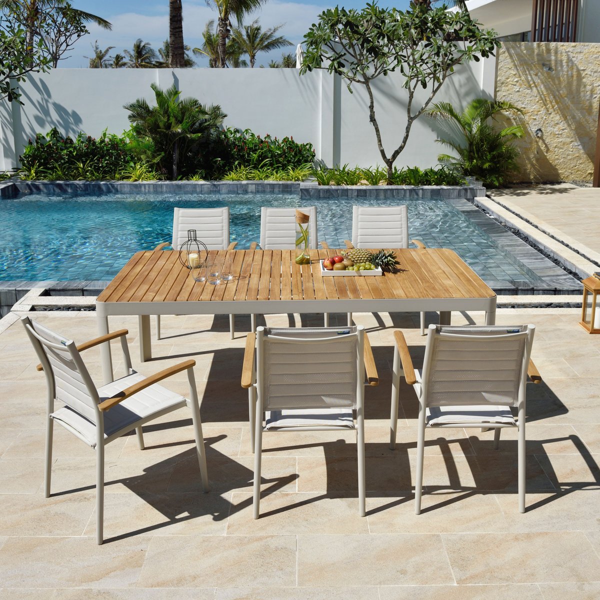 Table de jardin 210cm eucalyptus et aluminium blanc Azur couleur unique, ZAGO