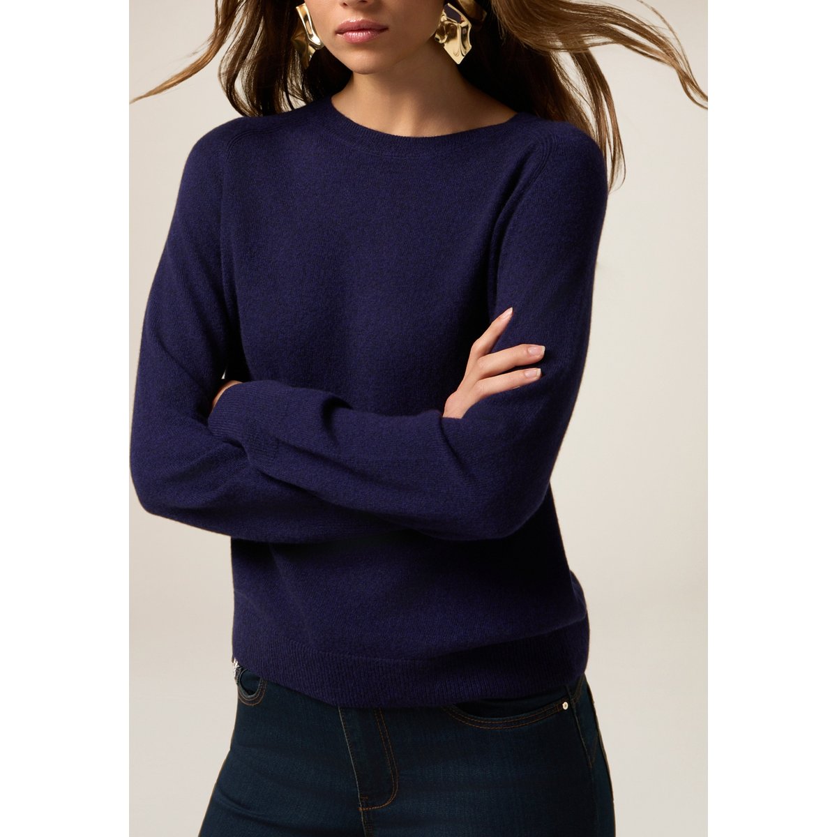Pull ras du cou bleu, OLTRE