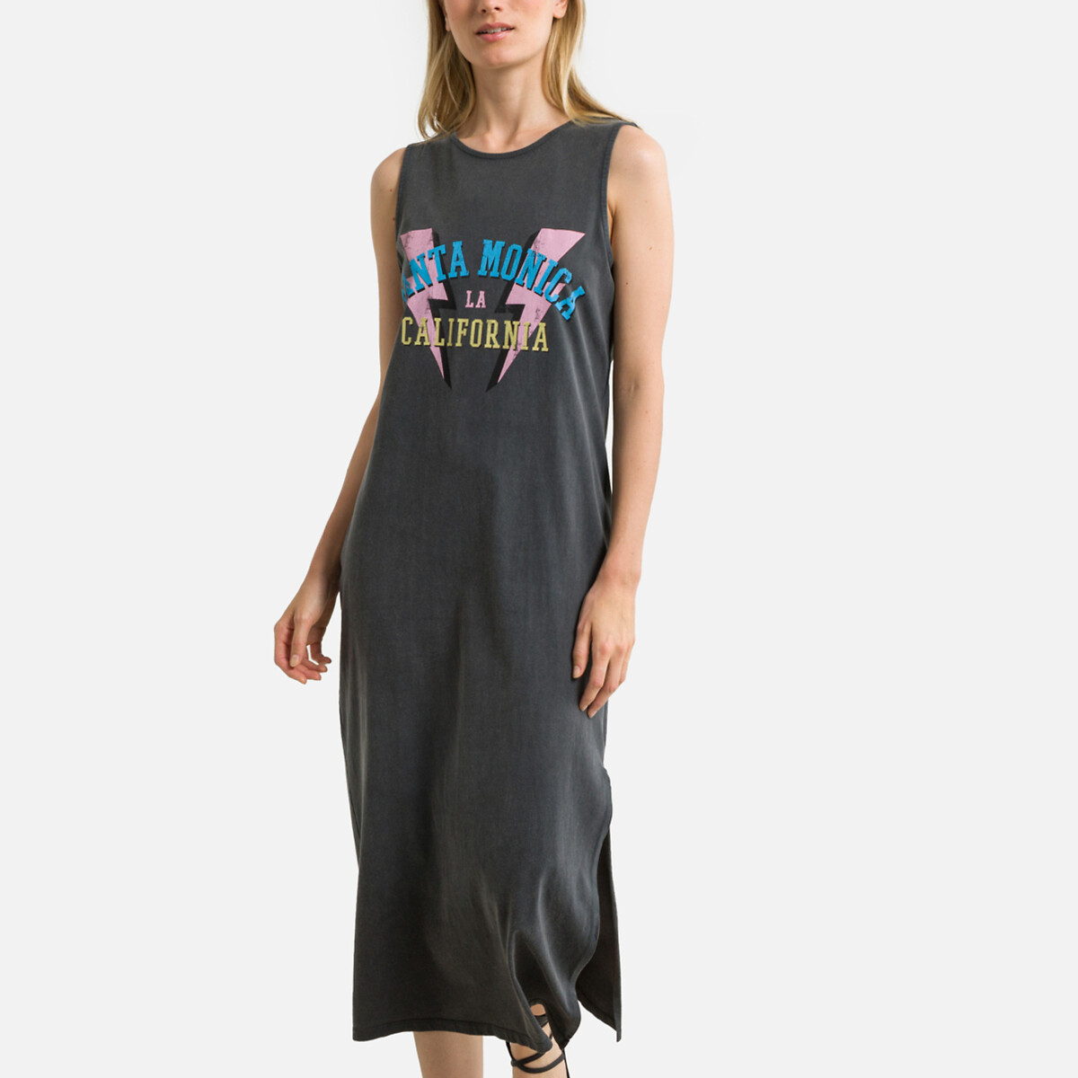 T-Shirt Dress with Print On Front black, PIECES