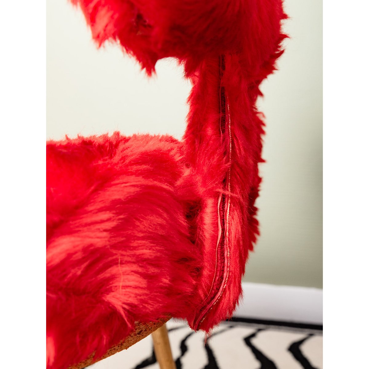 Paire de deux chauffeuses vintage rouge Olivia N°96 - Bon état rouge, DEBONGOUT