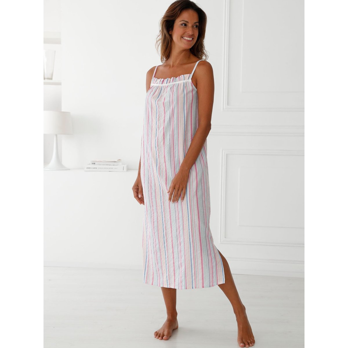 Chemise de nuit seersucker à bretelles imprimé rose, DAXON