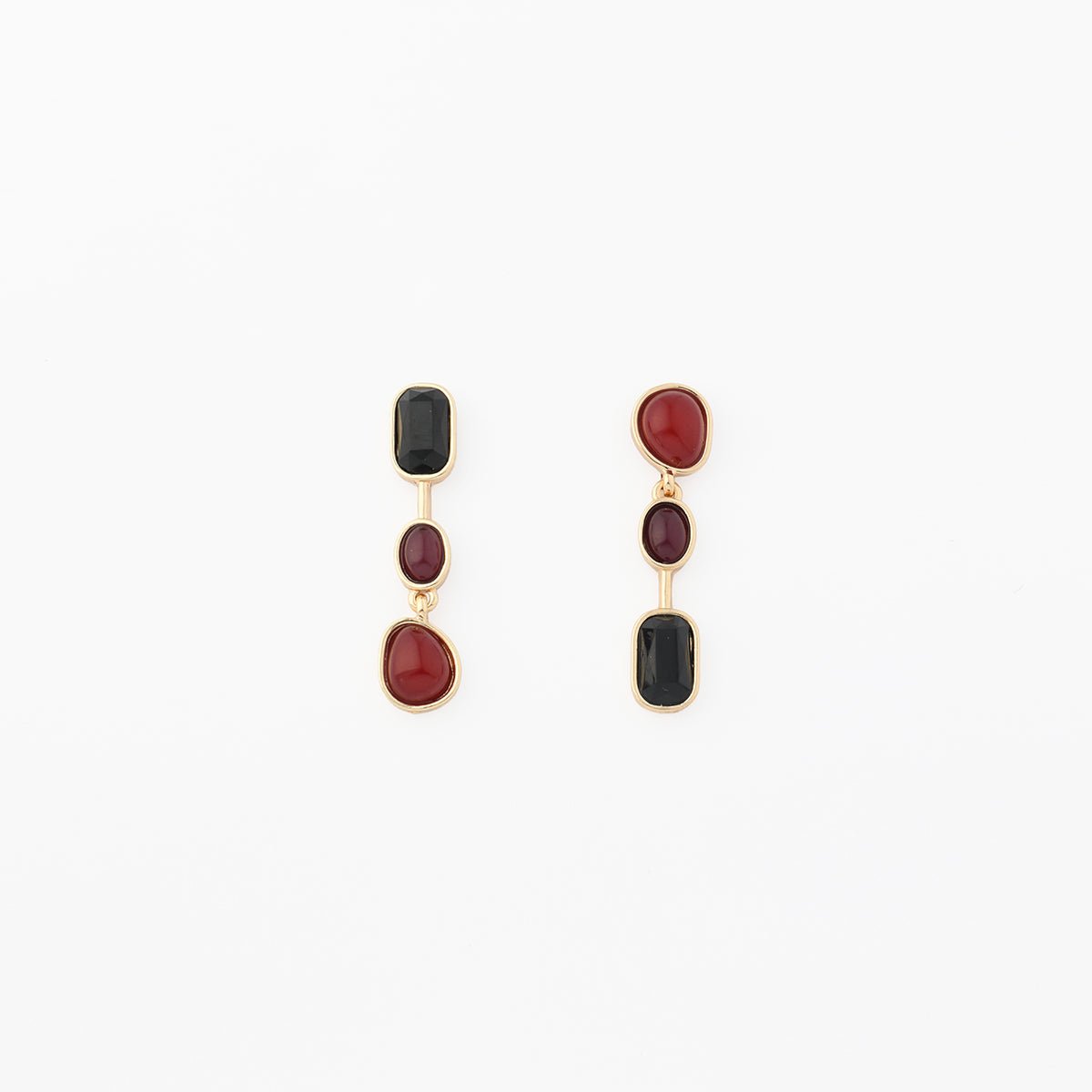 Boucles d'oreilles asymétriques cabochons bordeaux, rouge, noir couleur unique, BALABOOSTE