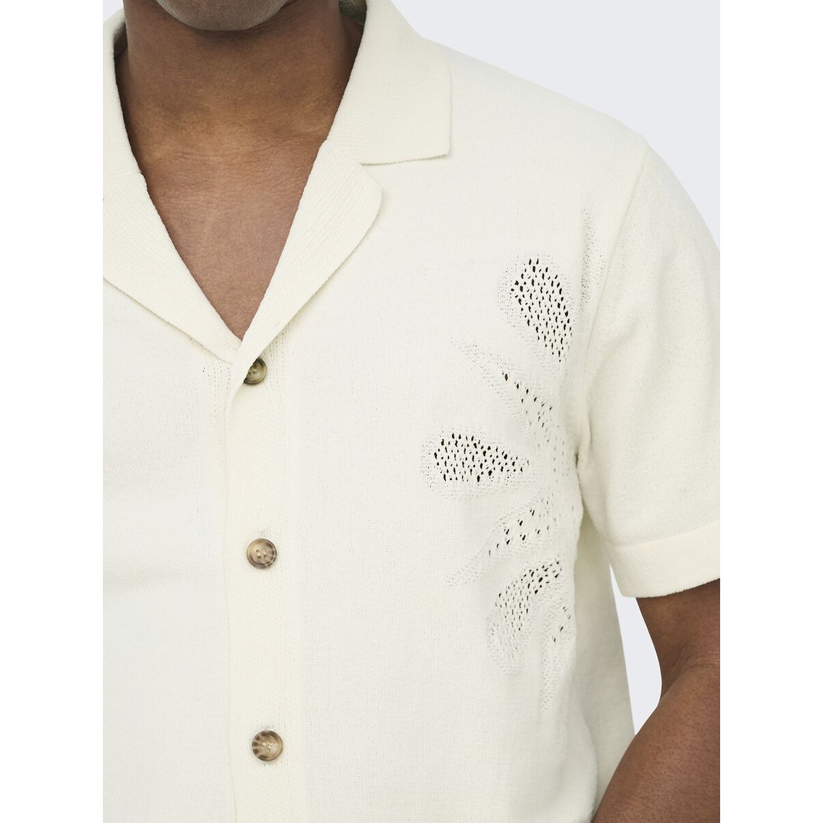 Chemise manches courtes à motifs brodés blanc cassé, ONLY & SONS