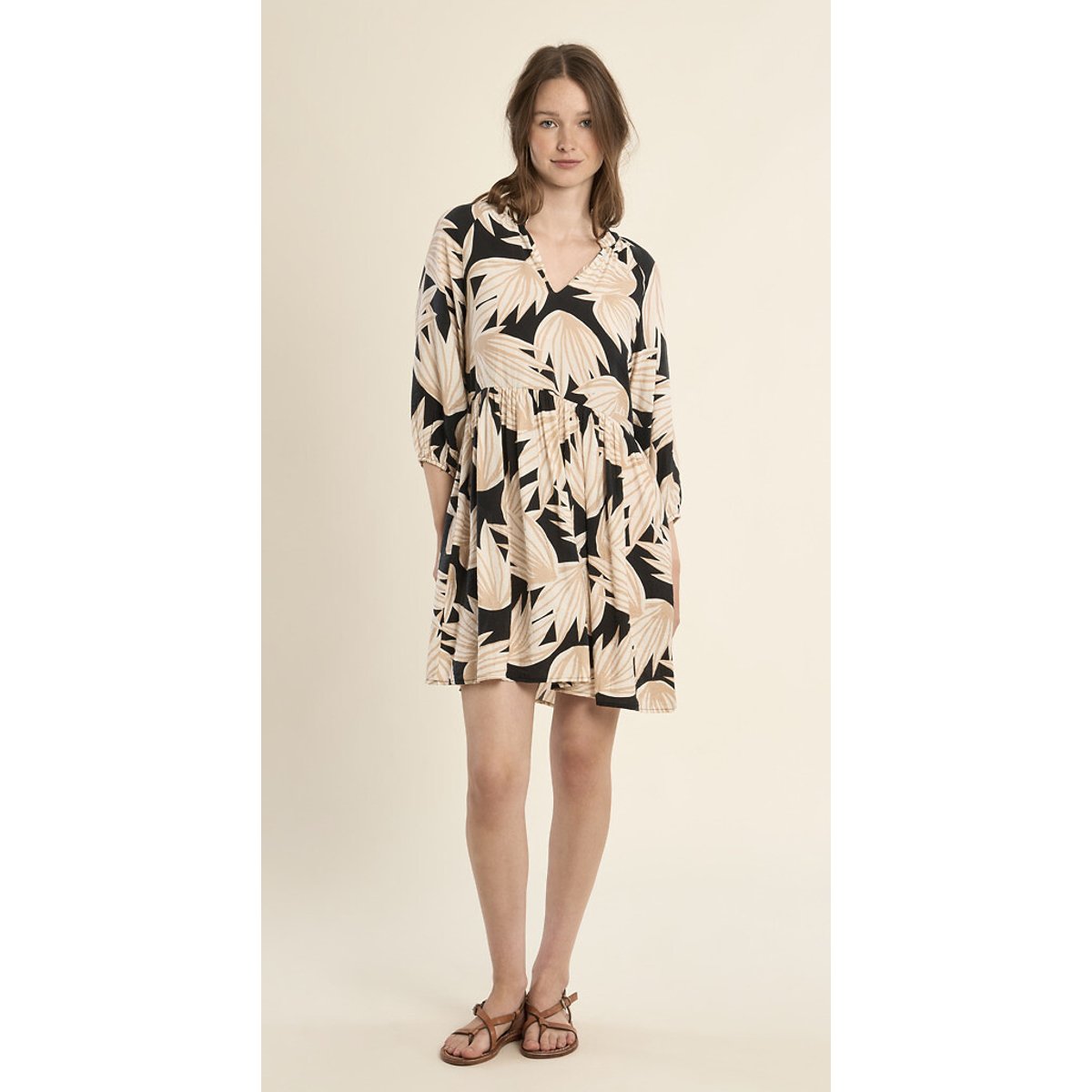 Robe patineuse imprimé floral, courte, manches 3/4 imprimé noir/blanc, MOLLY BRACKEN