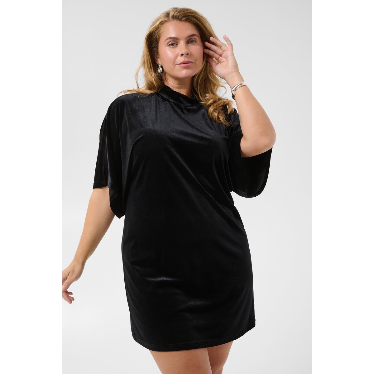 Robe noir black deep, KAFFE CURVE