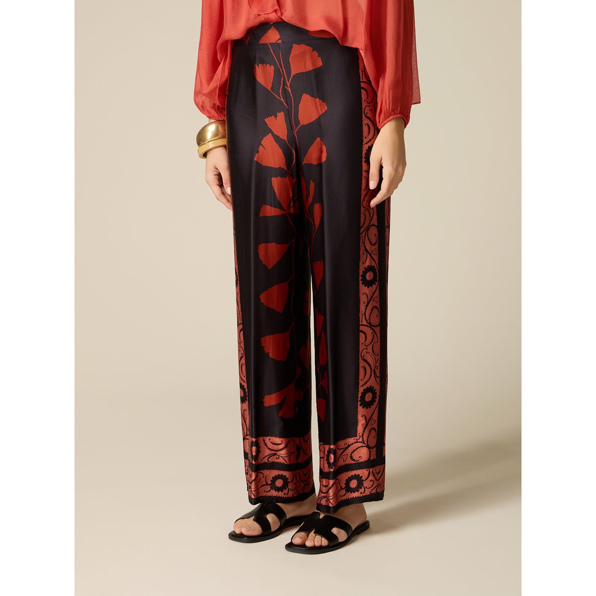 Pantalon palazzo à motifs noir, OLTRE