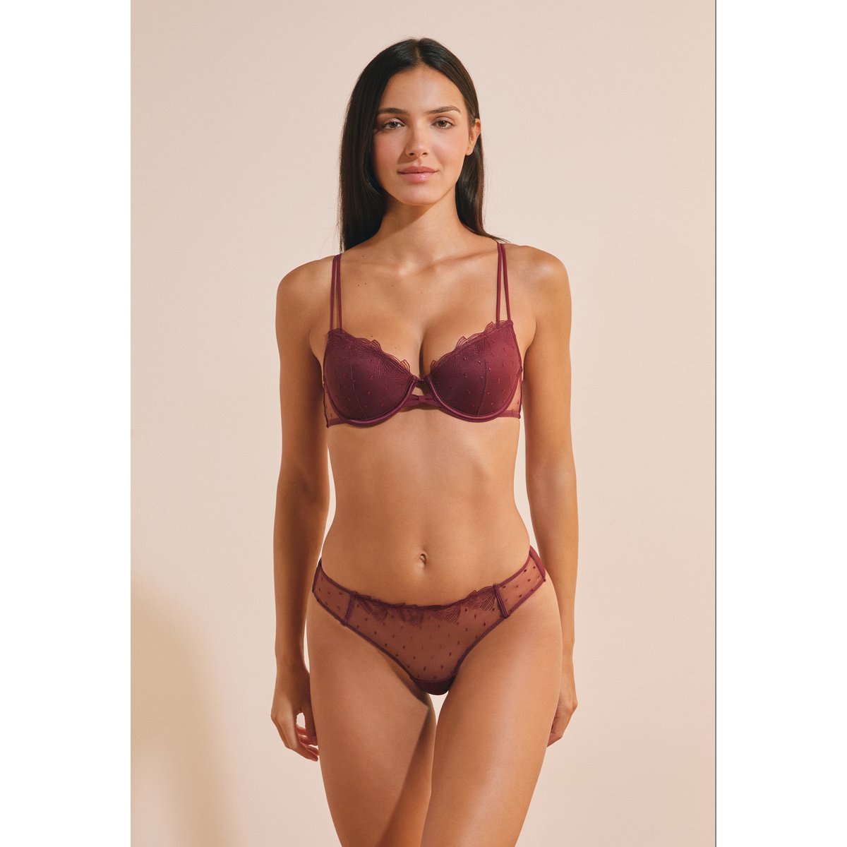 Soutien-gorge N.4 - Le coques fines en broderie DEMOISELLE grenadine, ETAM