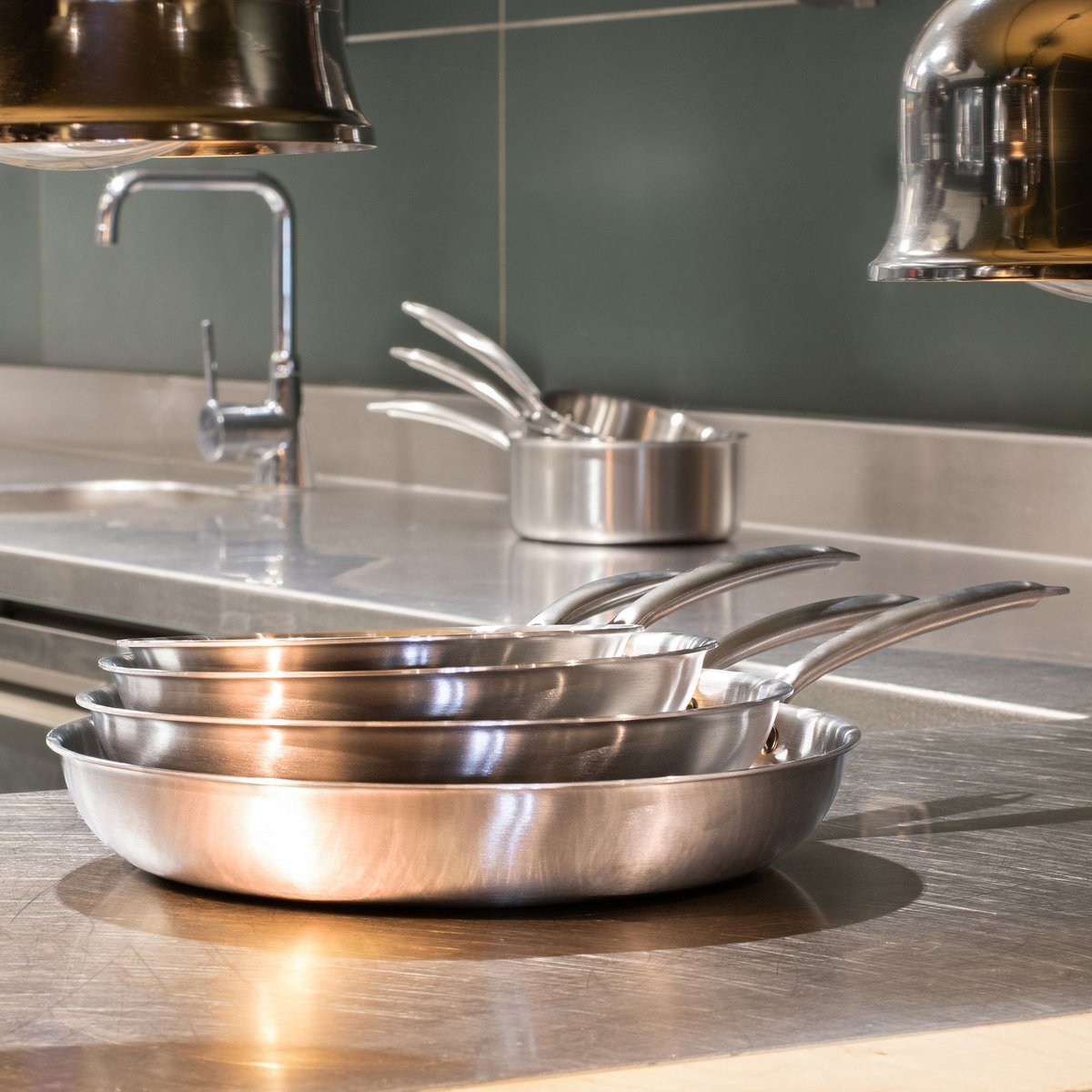 Batterie de cuisine 5 pièces en acier inoxydable, TRIPLY inox, MENASTYL