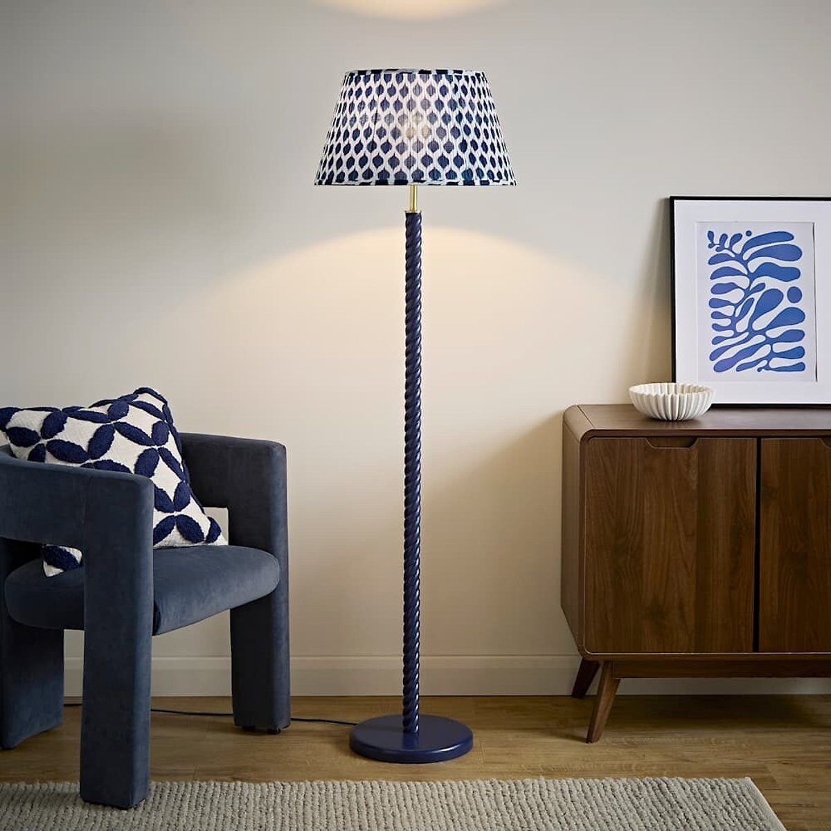 Amalia Twist Floor Lamp with Ikat Taper Shade navy blue, SO'HOME
