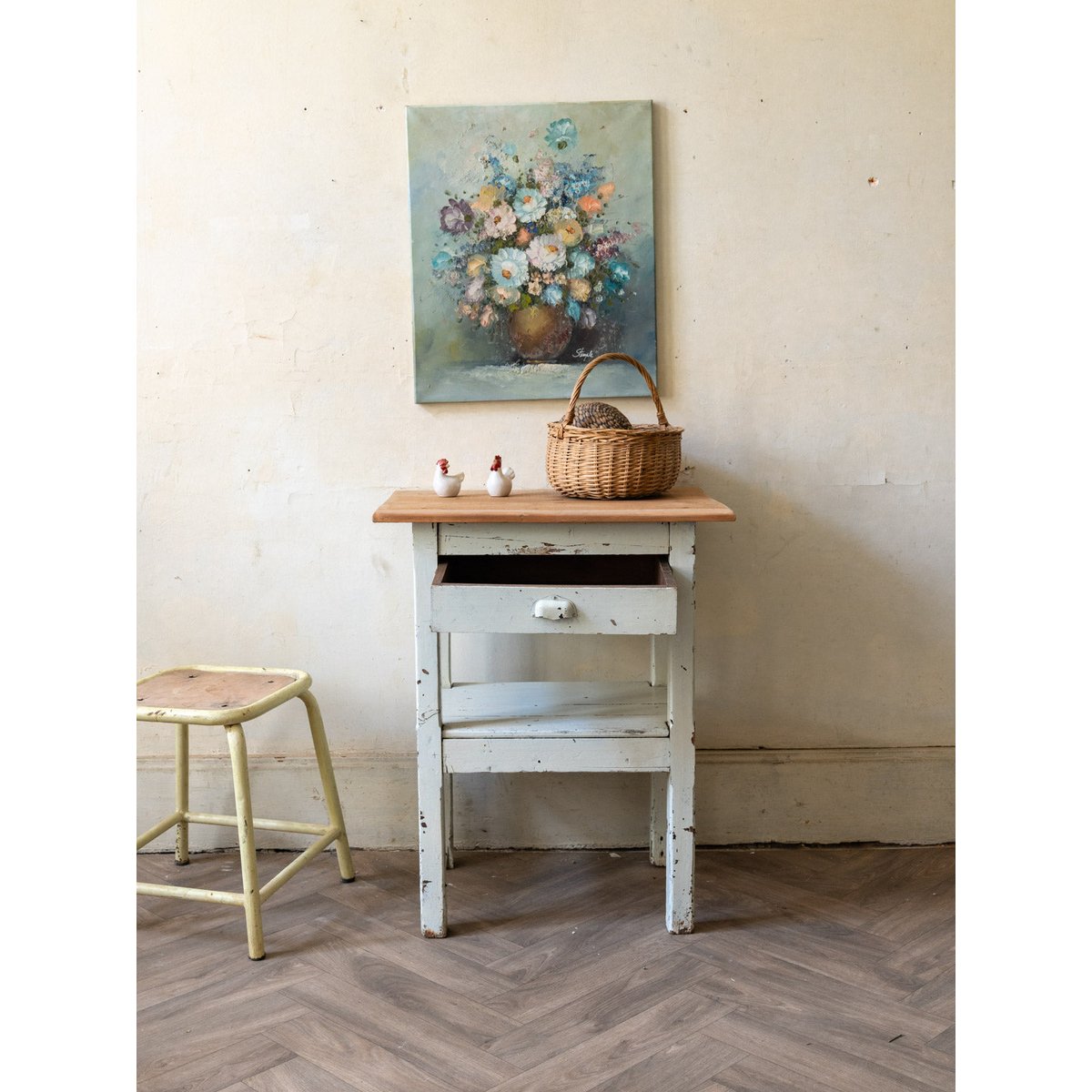 Table d'appoint vintage en bois Francine N°1022 - Bon état bois clair, DEBONGOUT