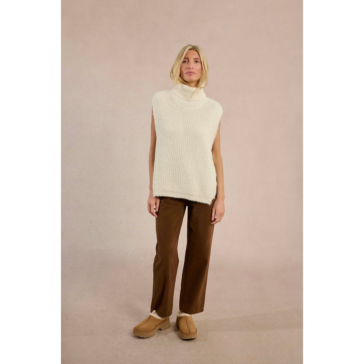 Sleeveless Knitted Turtleneck Jumper ecru , MOLLY BRACKEN