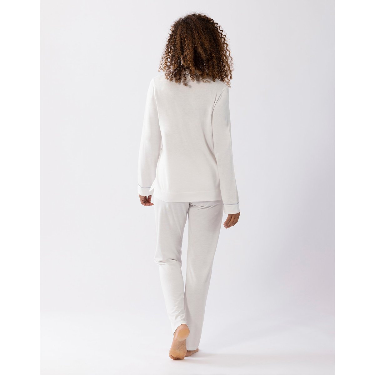 Pyjama boutonné en coton modal LES INTEMPORELLES A06 écru, LE CHAT