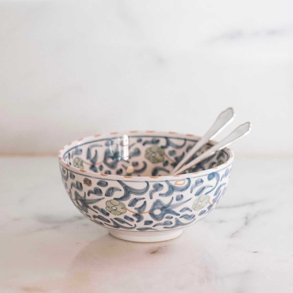 Saladier rond FLEUR CHARDONS bleu majorelle, CHABI CHIC