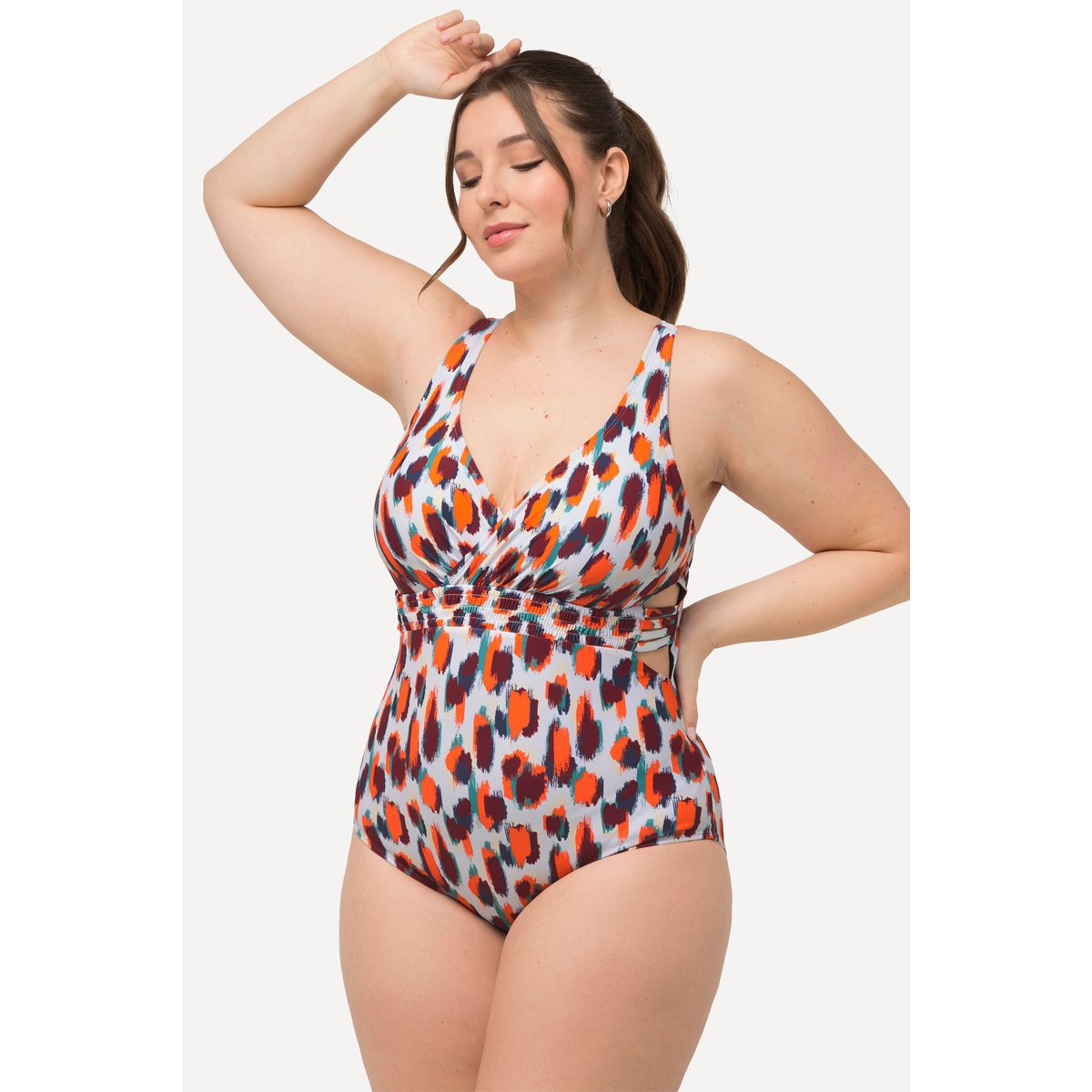 Maillot de bain à bonnets souples amovibles. blanc neige, ULLA POPKEN