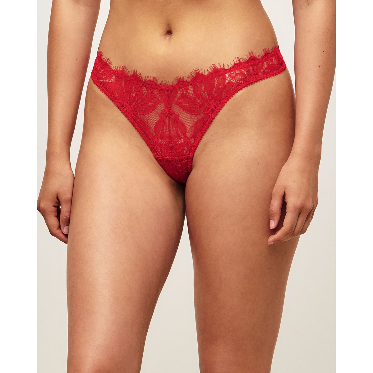 String en dentelle LOVESTARIZ rouge, UNDIZ