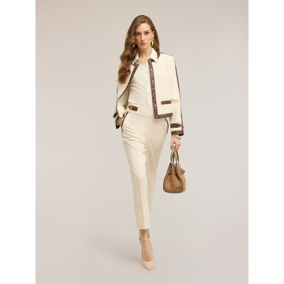 Pantalon regular avec boucles latérales beige, MOTIVI