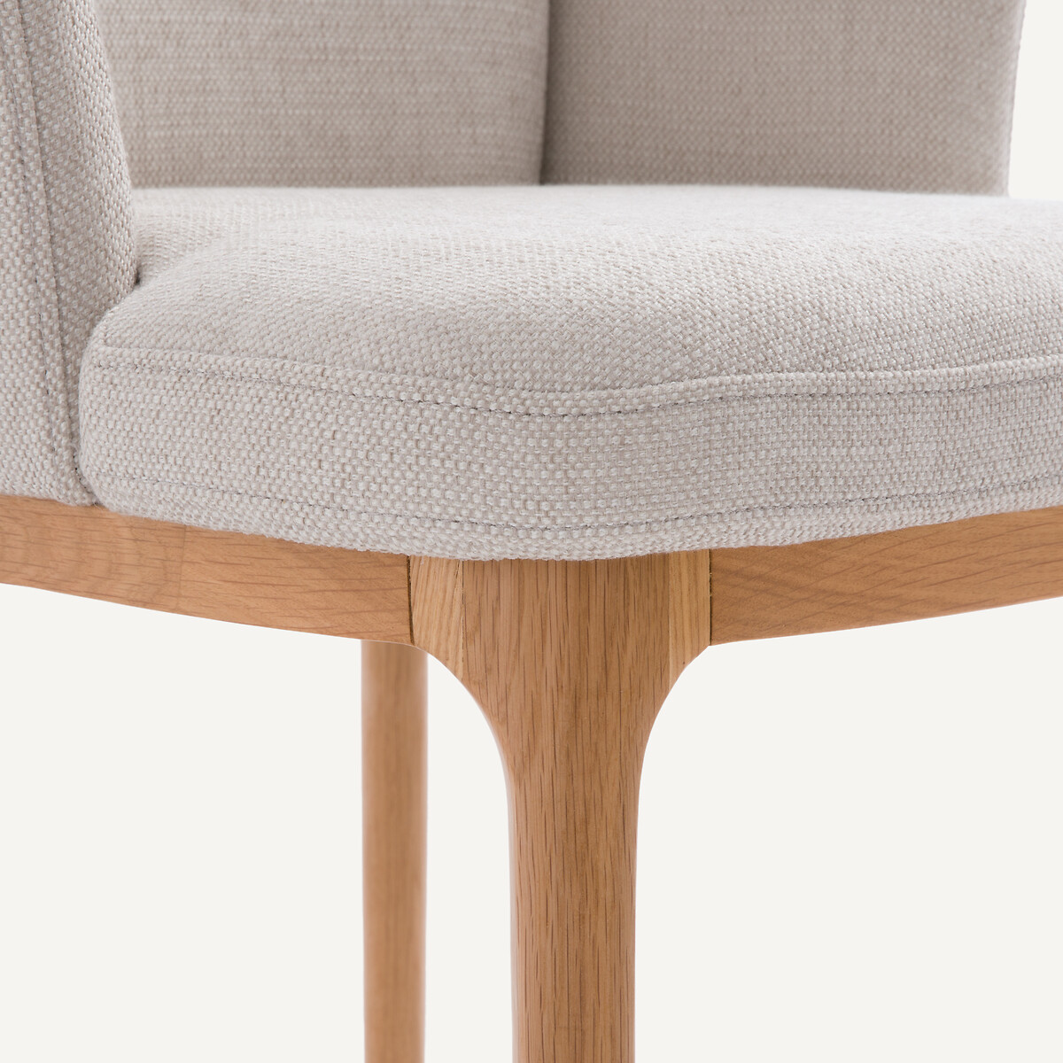 Fauteuil de table pied chêne et tissu natté Jabote ficelle, AM.PM