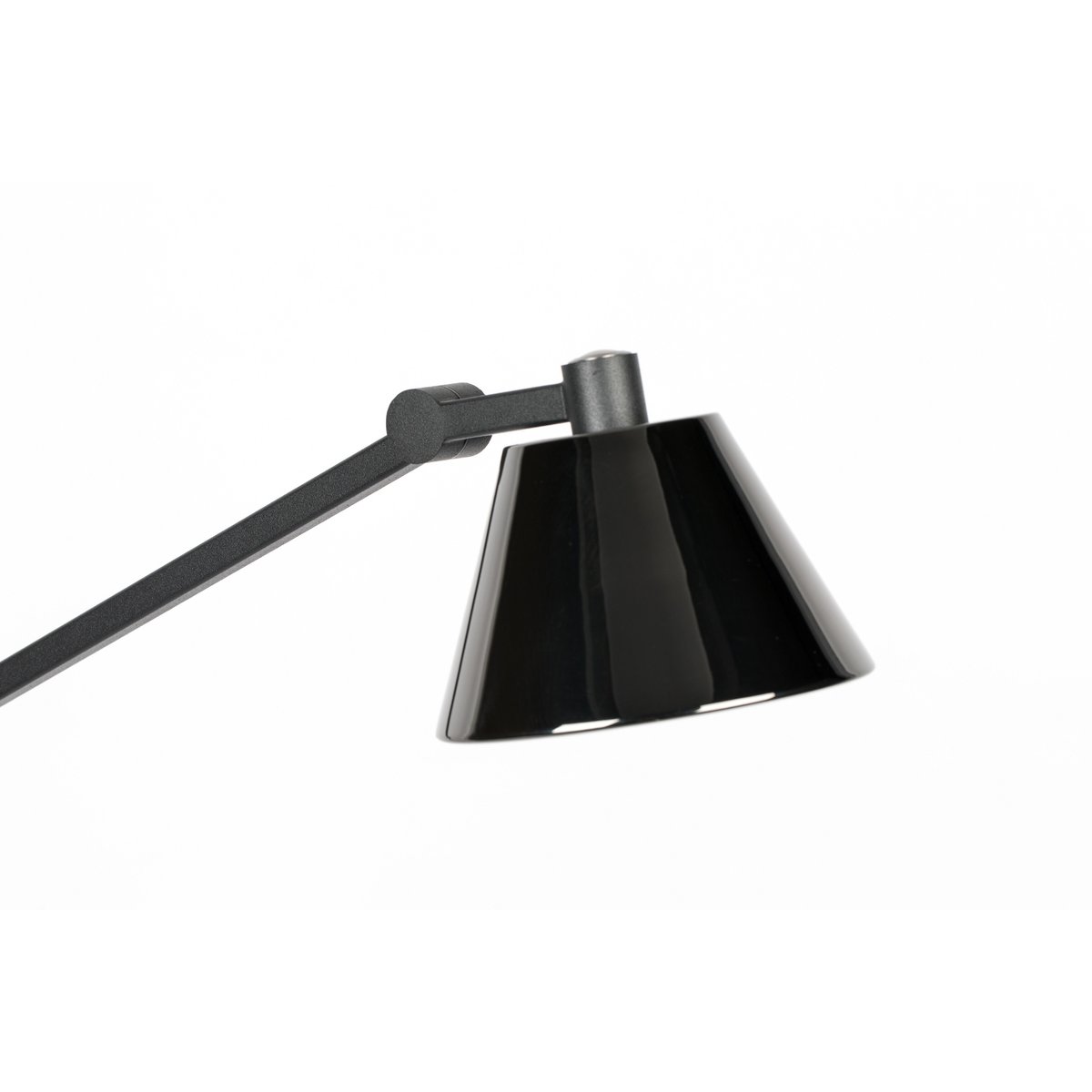 Lampadaire design en métal, LUB noir, ZUIVER