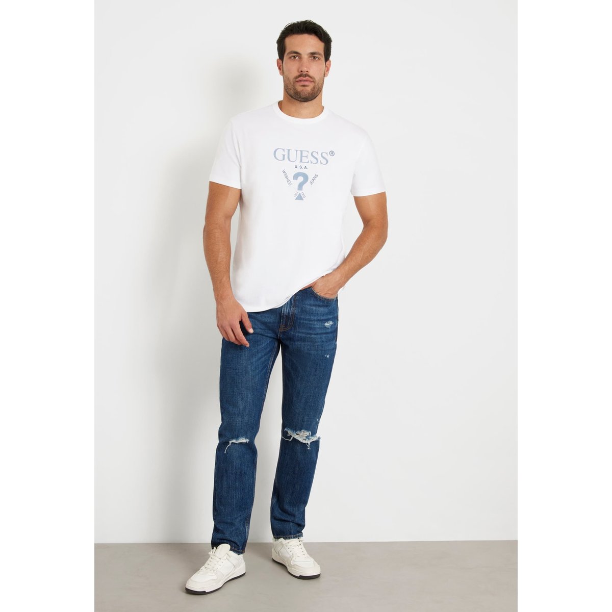 T-Shirt Logo Triangulaire blanc, GUESS