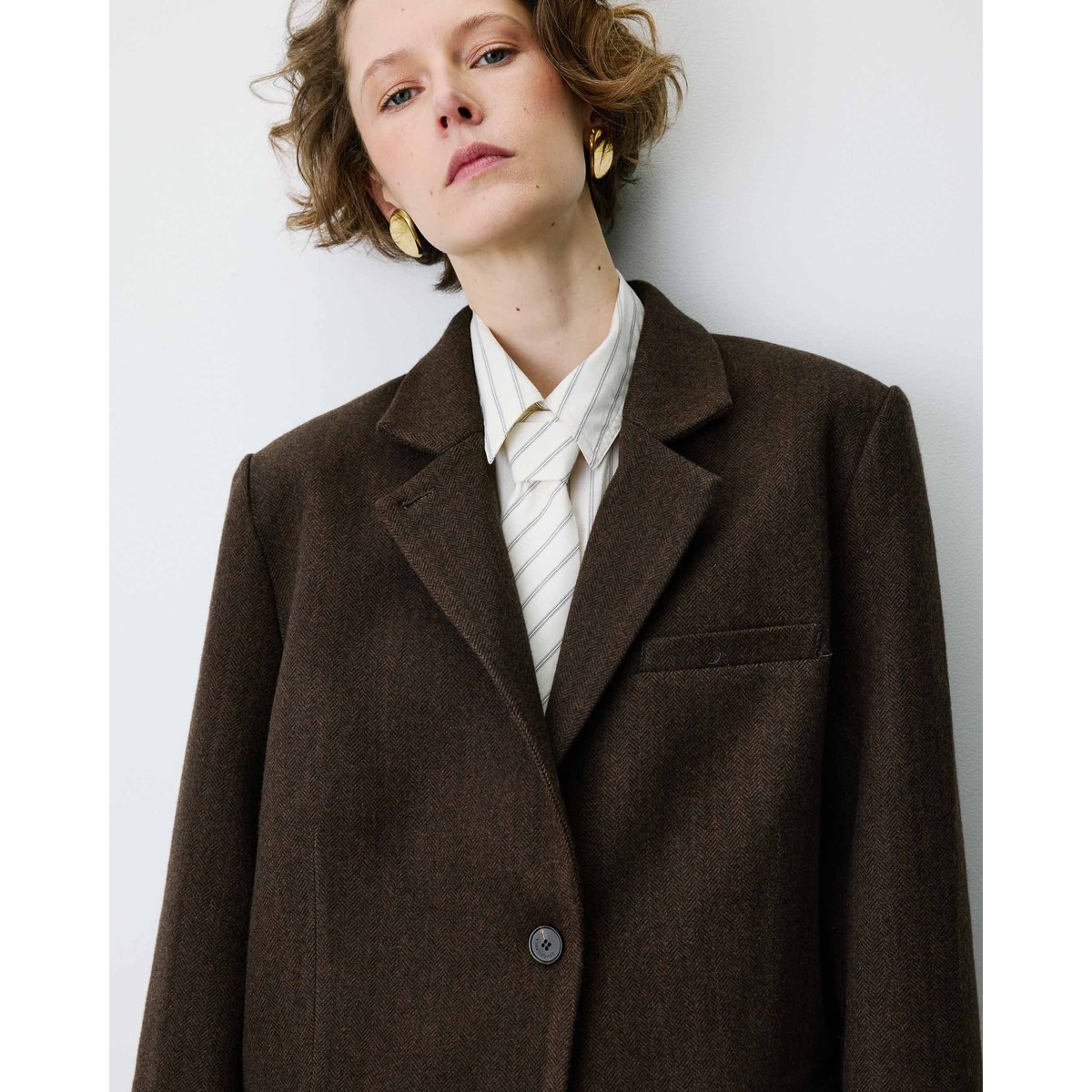 Blazer oversize structuré à boutons au dos chocolat Behati chocolat, GRACE & MILA