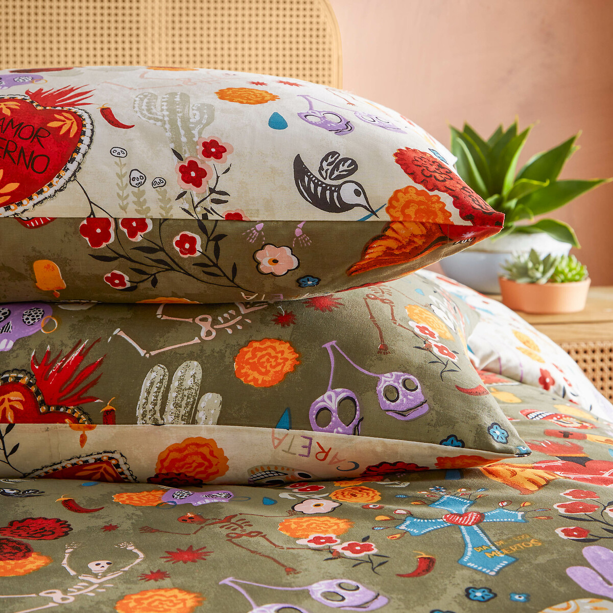 La Vida Festive Reversible Duvet Cover and Pillowcase Set multi-coloured, FURN.