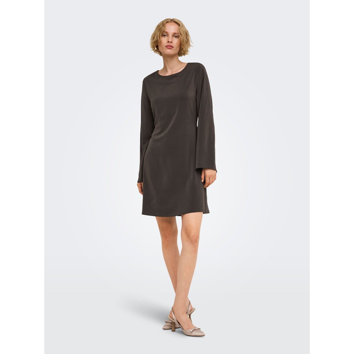 Robe noire - mulch 1, JDY