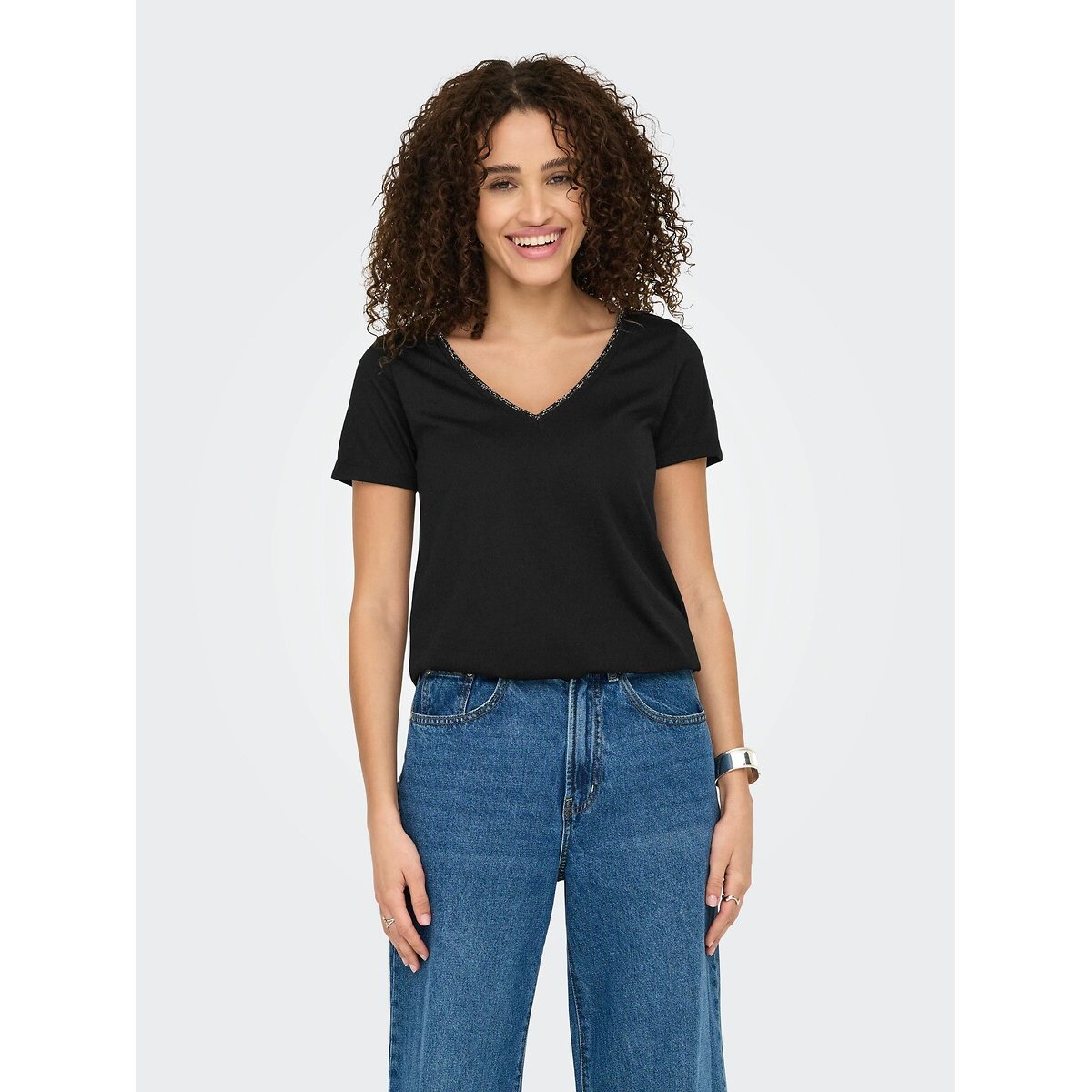 T-shirt con scollo a V nero , JDY