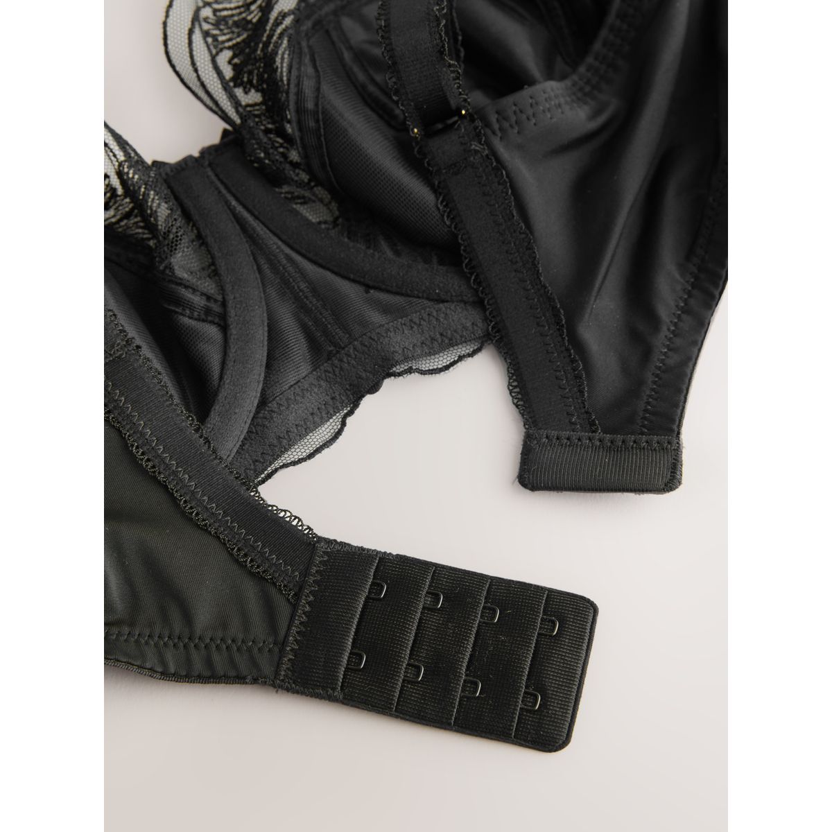 Soutien-gorge emboîtant brodé noir, NEXT