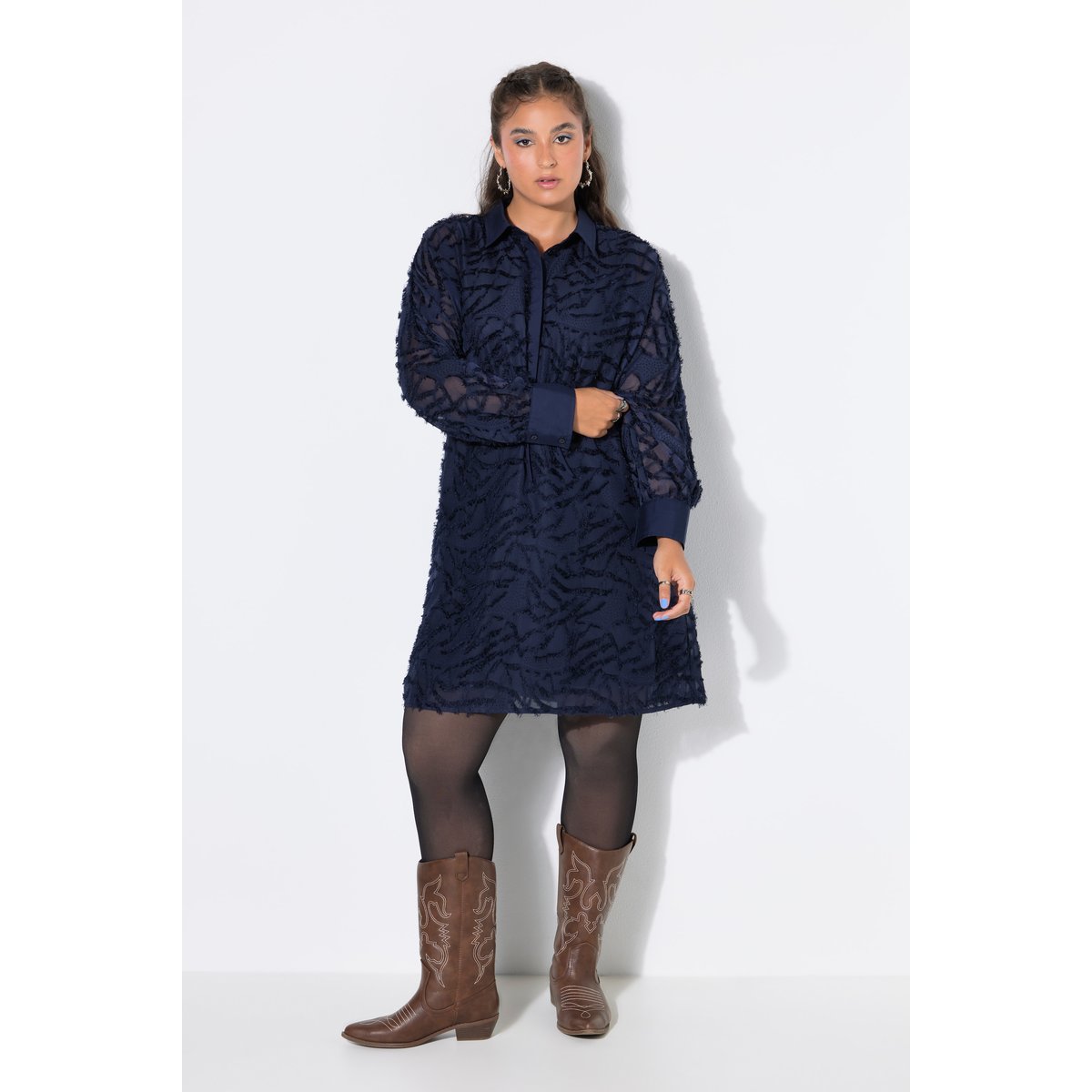 Mini-robe, coupe trapèze, motif à franges bleu nuit, STUDIO UNTOLD