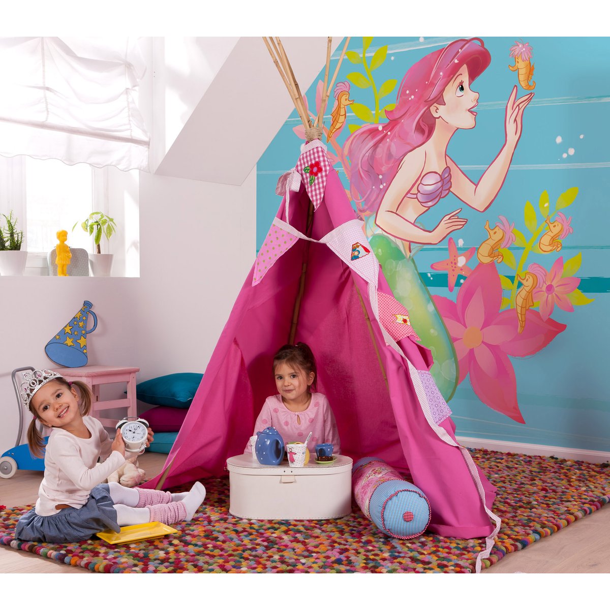 Papier peint Komar - Ariel Little Friends - 250 x 250 cm multicolore, HEXOA