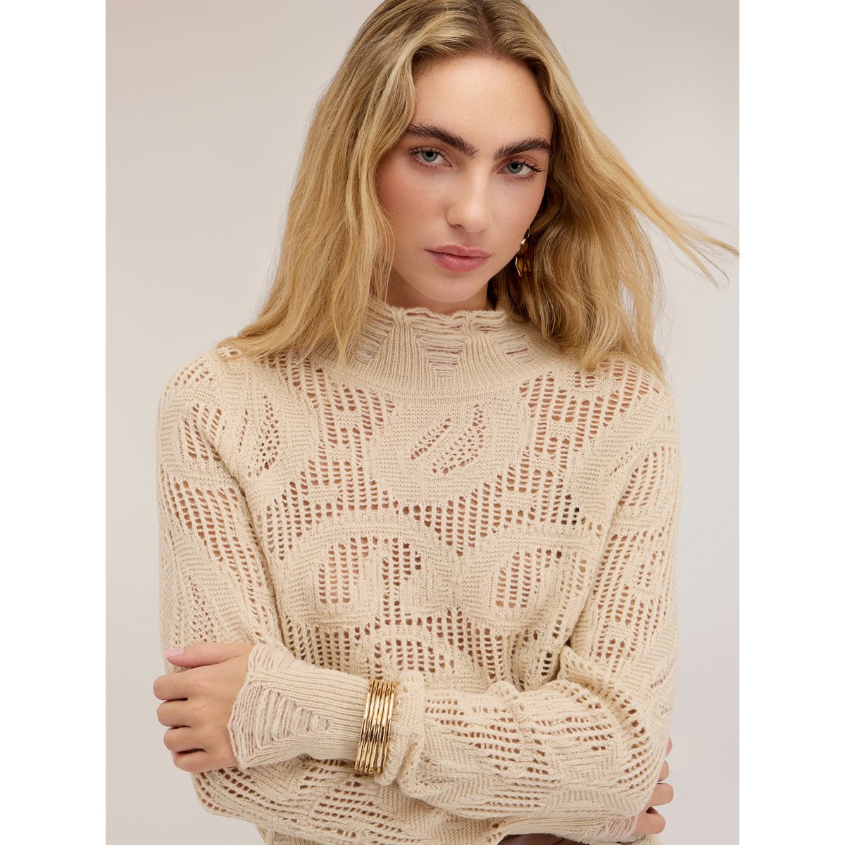 Col roulé effet dentelle beige, MOTIVI