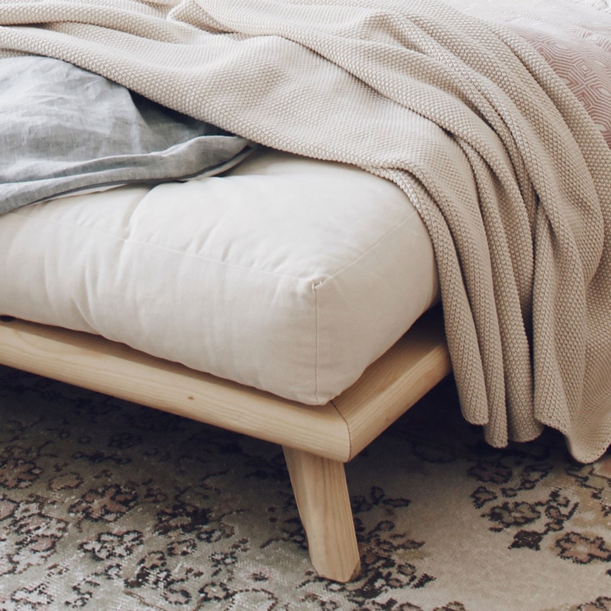 Lit en bois 160x200cm- SENZA naturel, KARUP DESIGN