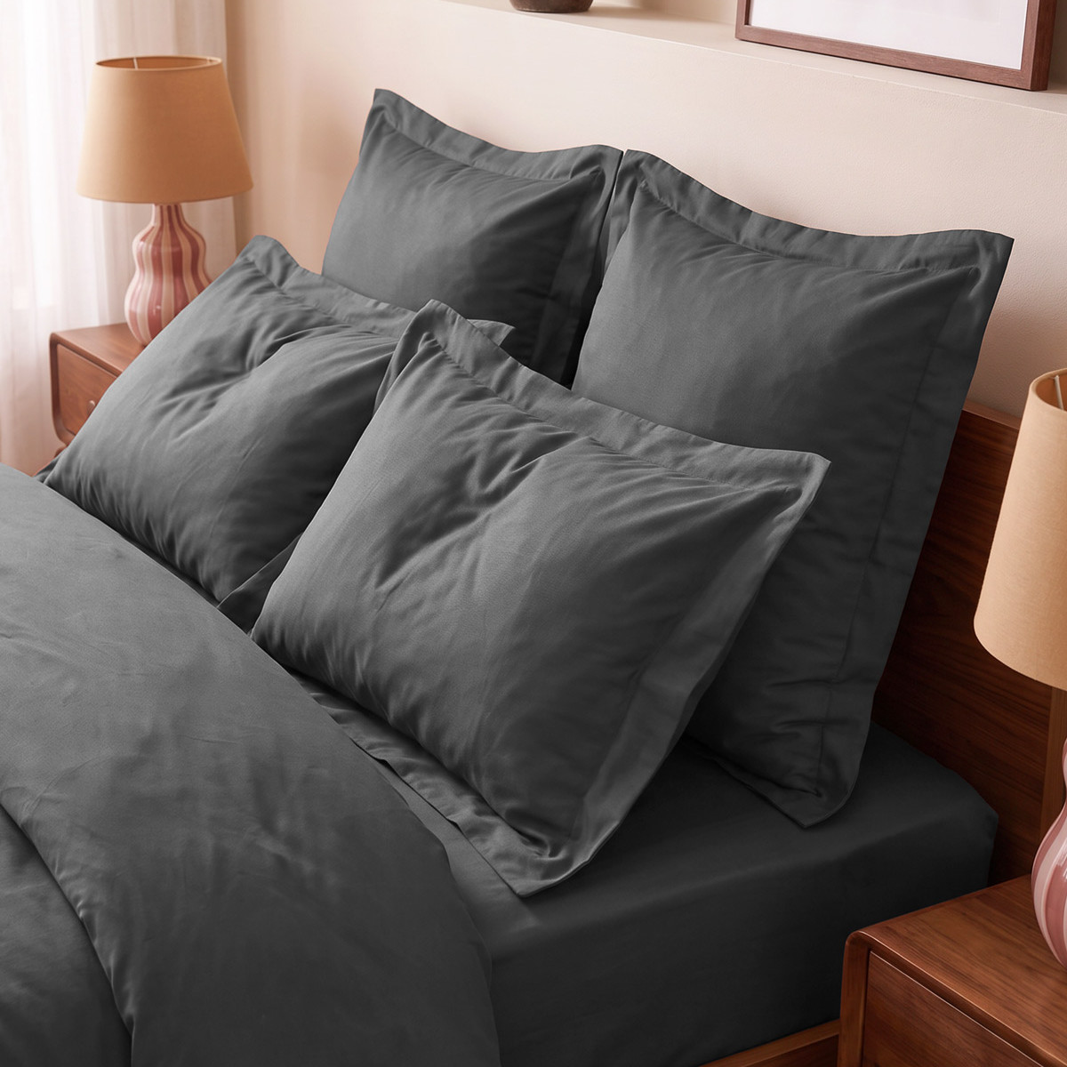 Parure housse de couette satin + 2 taies 65x65 cm VERSALUXE UNI anthracite, SENSEI MAISON