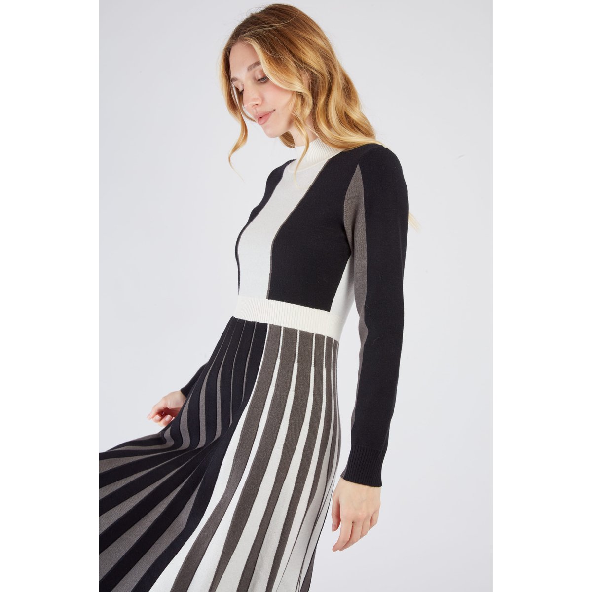 Robe mi-longue en maille CASSIOPEE noir, DERHY