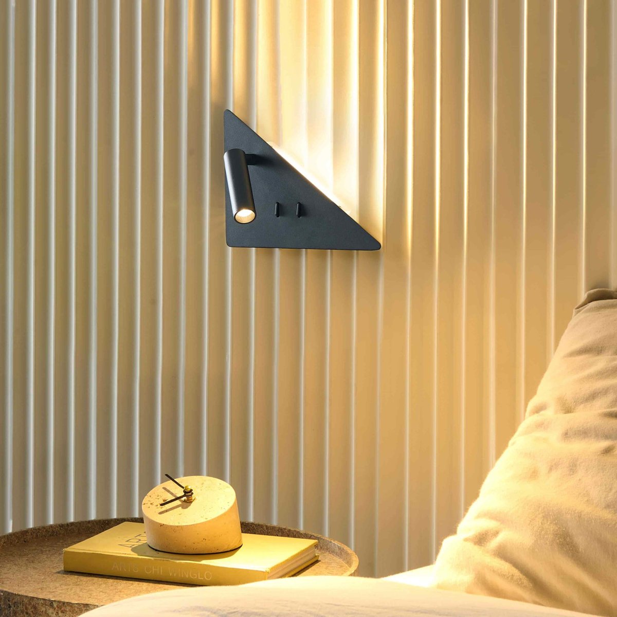 Applique triangle liseuse gauche LED - ELARIS noir, KOSILUM